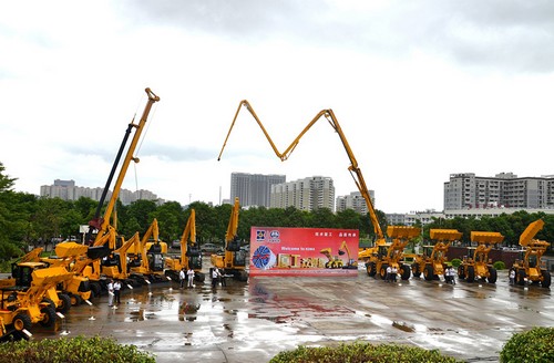 厦工：共建产业合作新平台　打造高端制造业基地